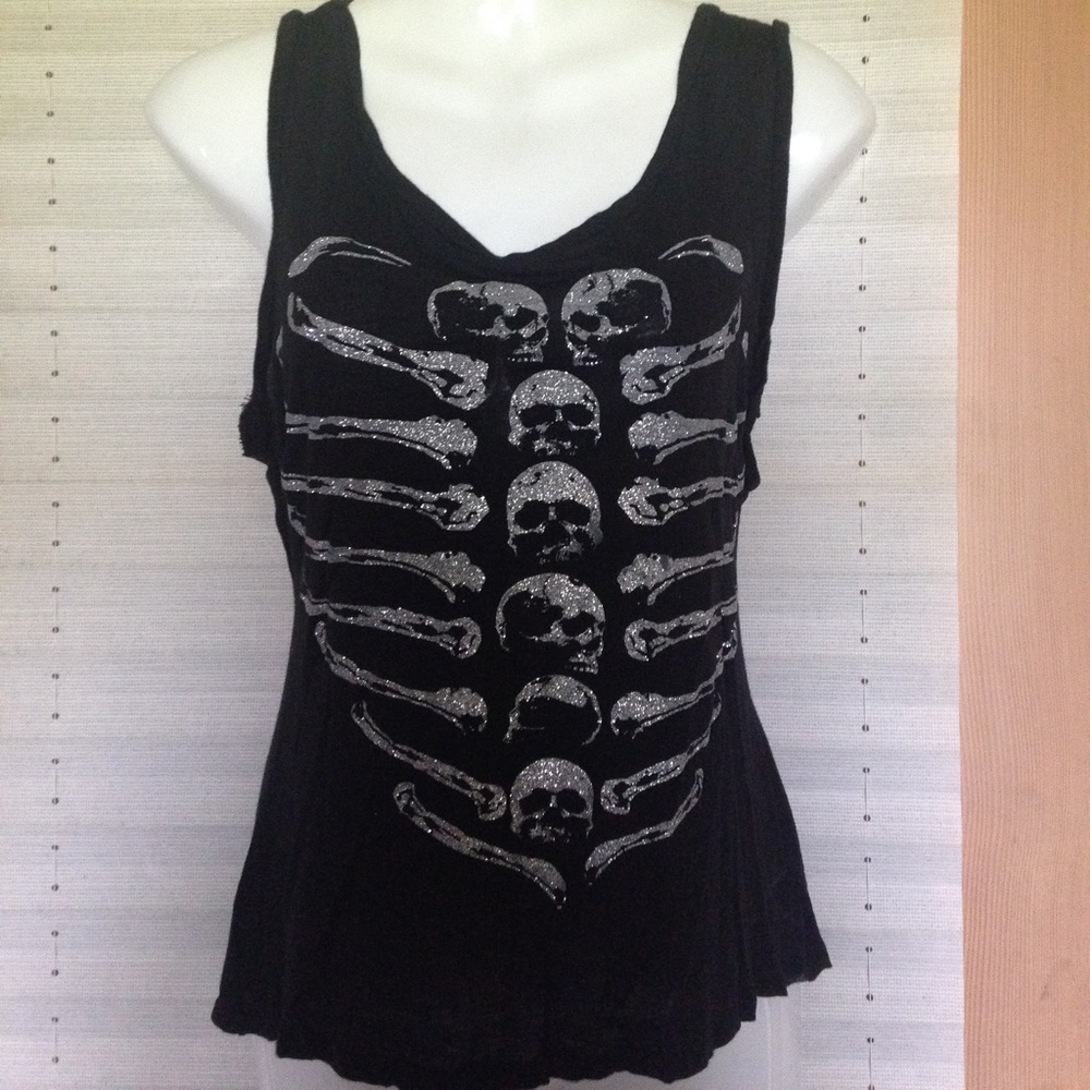 Hot Topic Skully Tank